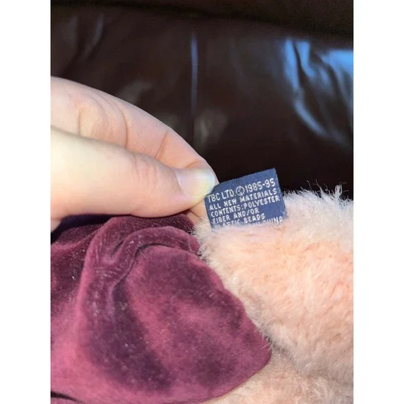 The Boyds Collection Ltd Plush Pig With Burgundy Velvet Overalls - Picture 6 of 6